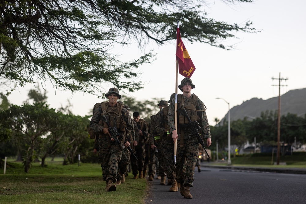 3d MLR conducts 10k hike on MCBH