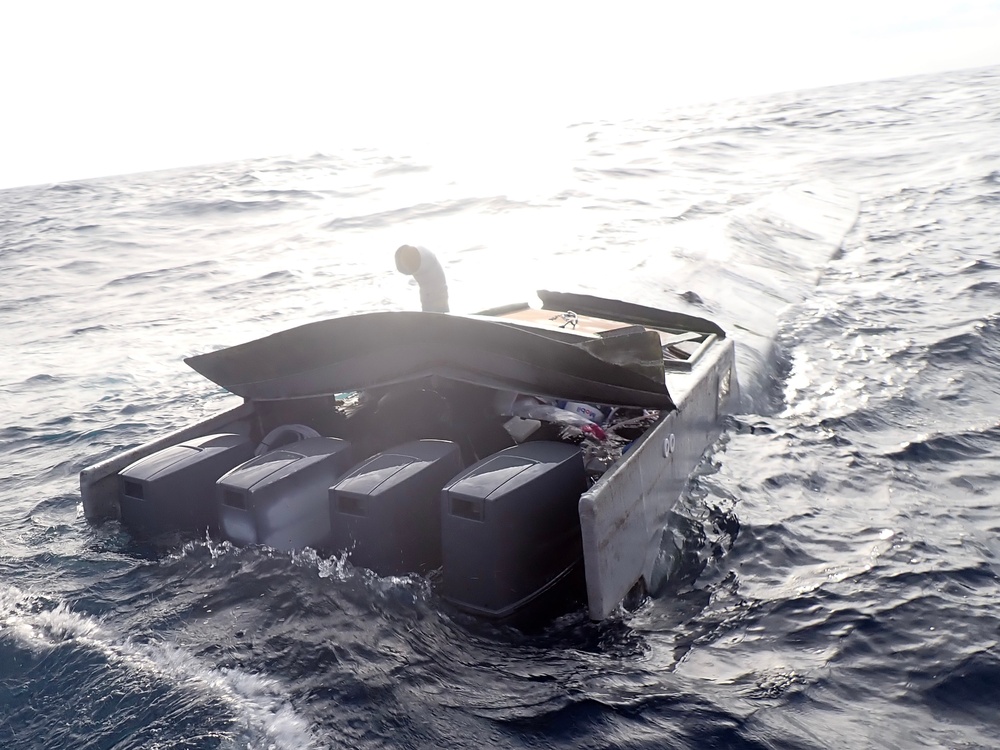 Coast Guard Cutter Venturous crew interdicts LPV near Malpelo Island, Colombia