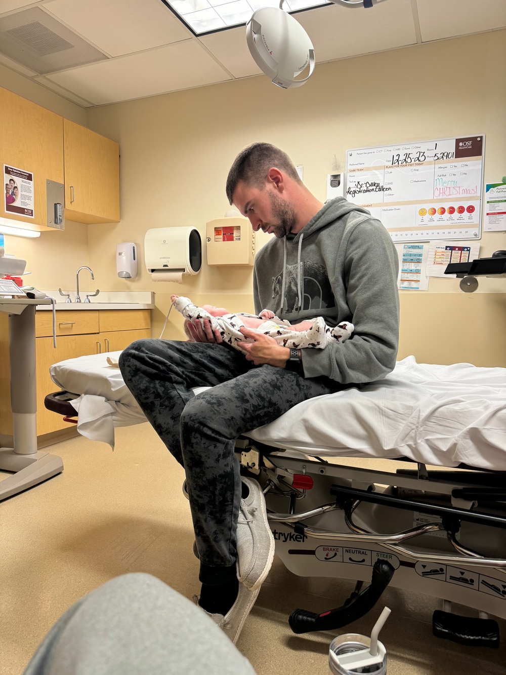 Airmen from the 182nd Airlift Wing Lift Spirits During Holiday Season