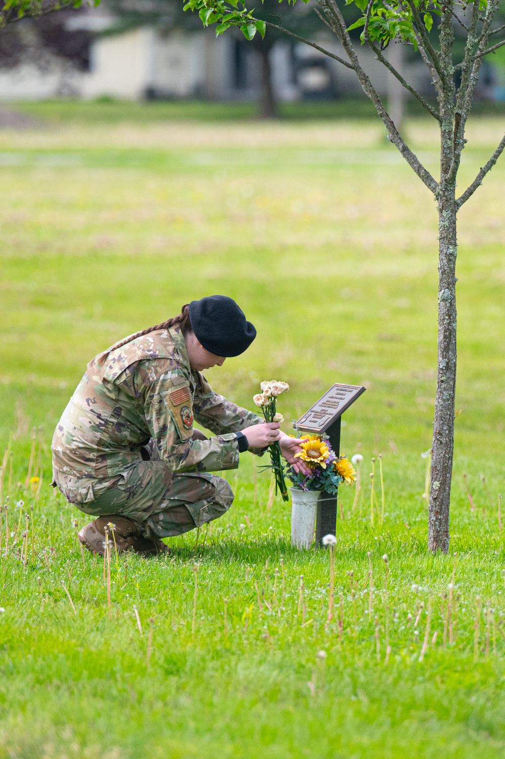 Vigil held to remember fallen defenders