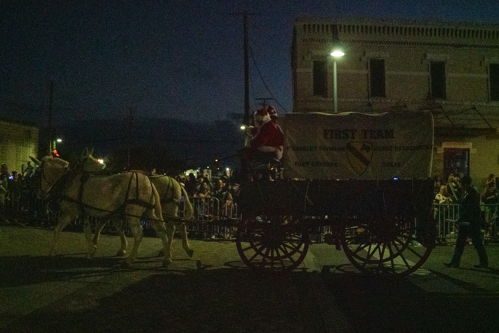 1st Cavalry Division participates in Killeen Christmas Parade