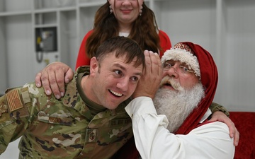 Santa Visits the 120th Airlift Wing