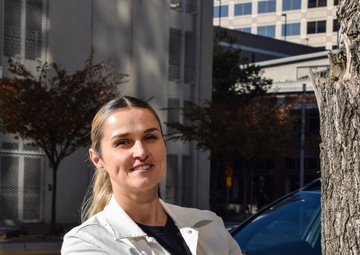 USACE Army Fellow shares experience as contract specialist