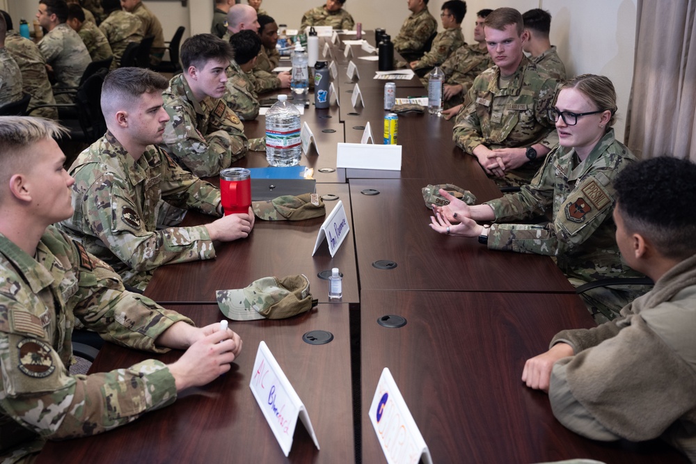 New Airmen get face-to-face advice during FTEC mentor session