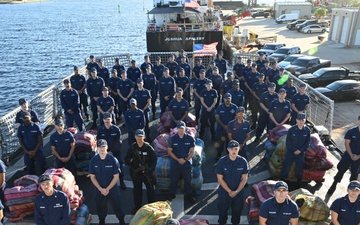 Coast Guard Cutter Venturous crew offloads approximately $4.1 million worth of marijuana in St. Petersburg