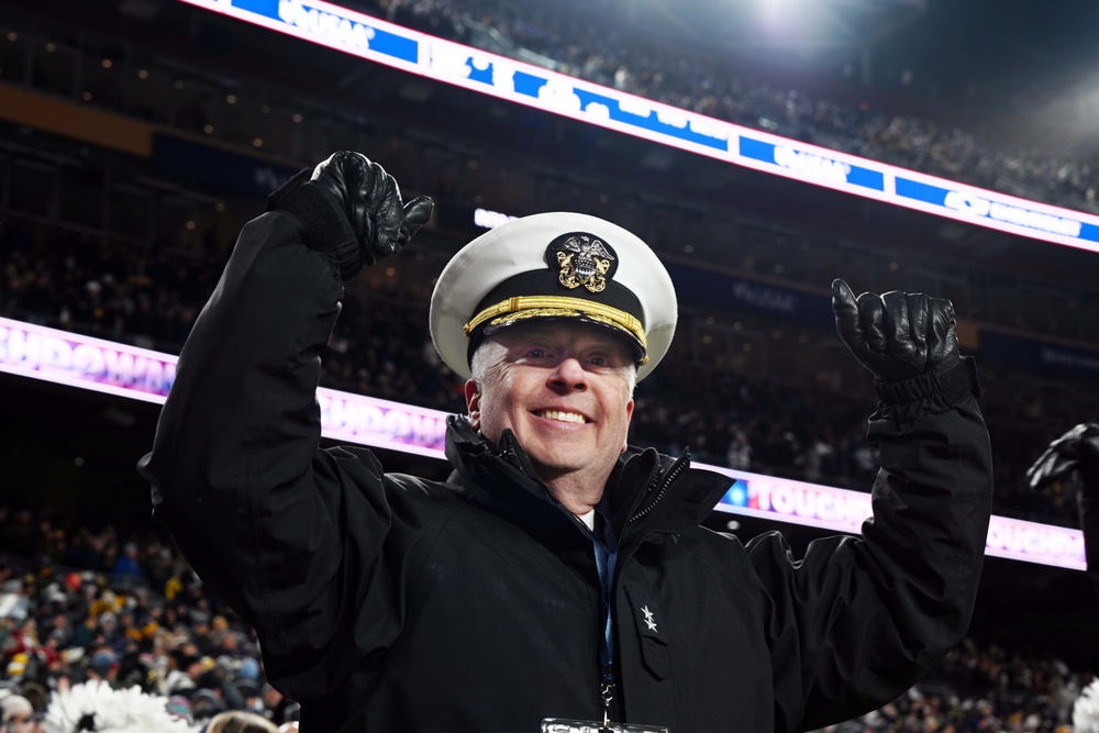 Commander Navy Recruiting Command attends Army-Navy Game