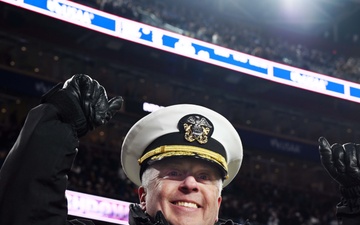 Commander Navy Recruiting Command attends Army-Navy Game