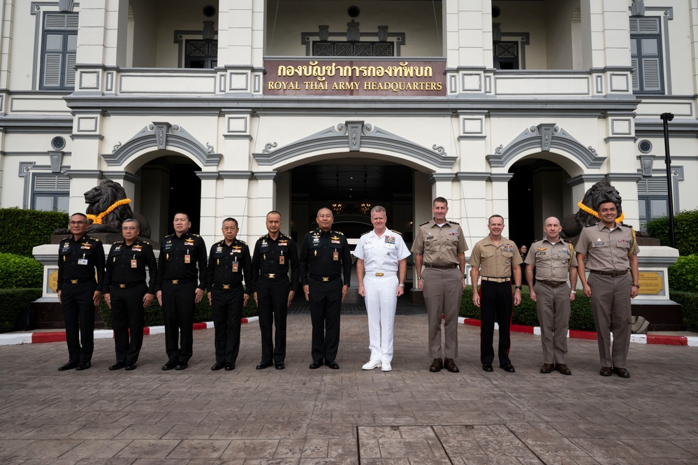 USINDOPACOM commander visits Royal Thai Army Headquarters