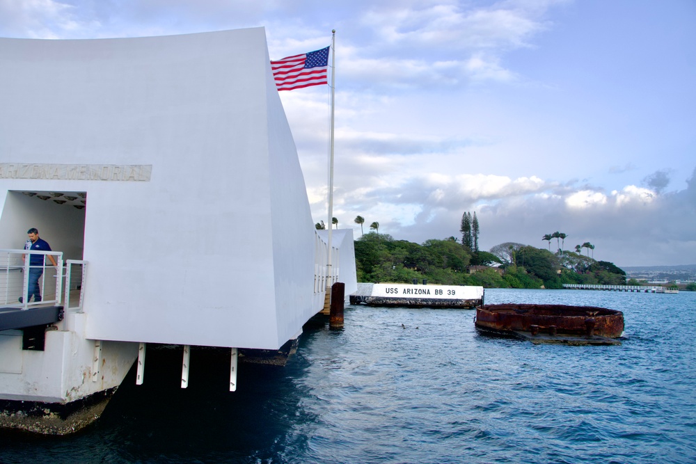 NAVSUP FLC Pearl Harbor Visits USS Arizona Memorial