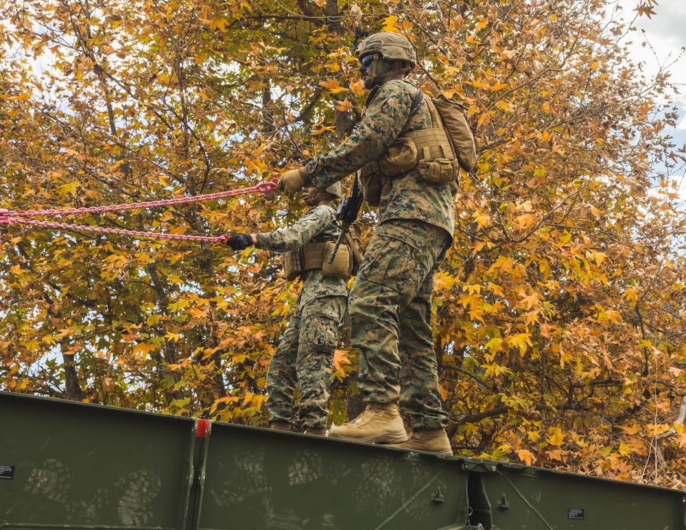 1st CEB employs bridging capabilities during field exercise