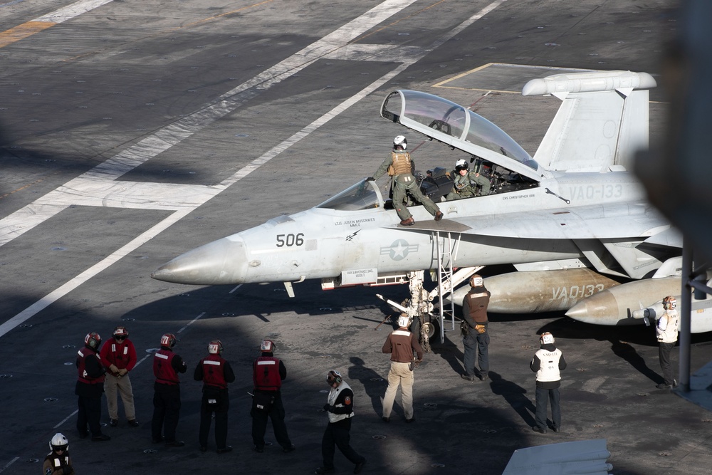 Abraham Lincoln conducts flight operations