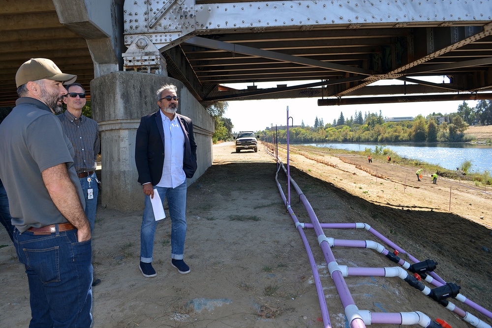 Congressman visits U.S. Army Corps of Engineers Sacramento District project sites