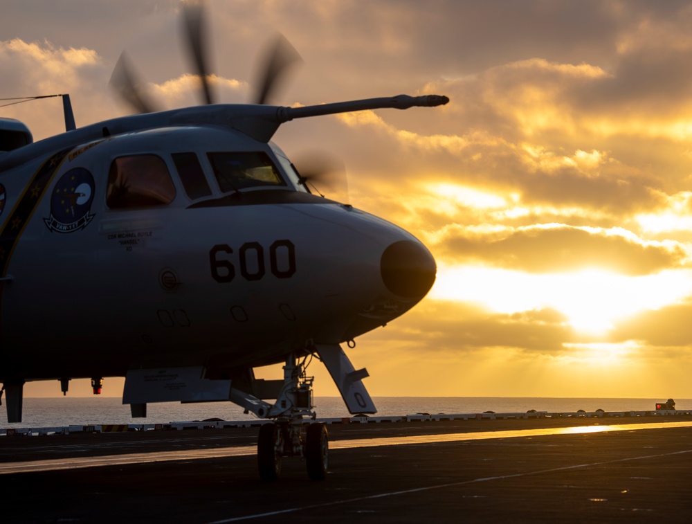 Abraham Lincoln conducts flight operations