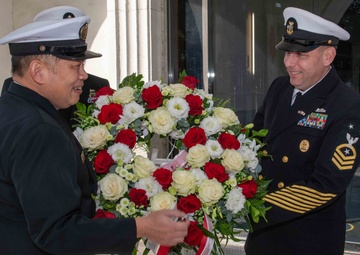 U.S. Navy Chief Petty Officers, JMSDF Chief Petty Officers Conduct Kadomatsu Exchange