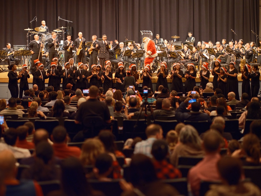 7th Fleet Band Hosts Joint Holiday Concert Celebration