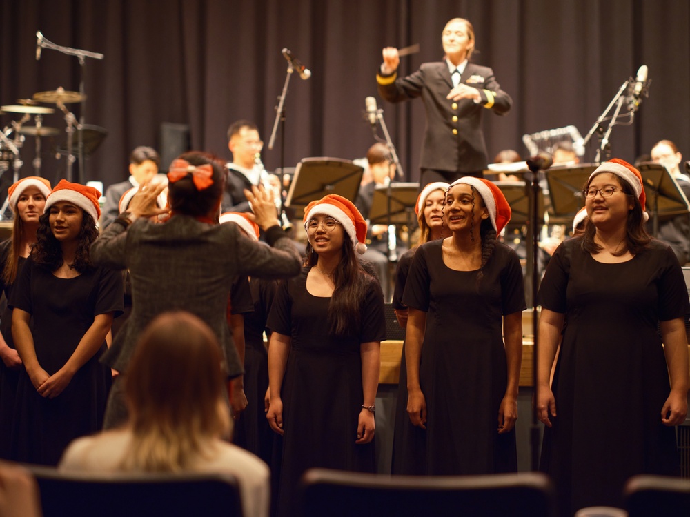 7th Fleet Band Hosts Joint Holiday Concert Celebration