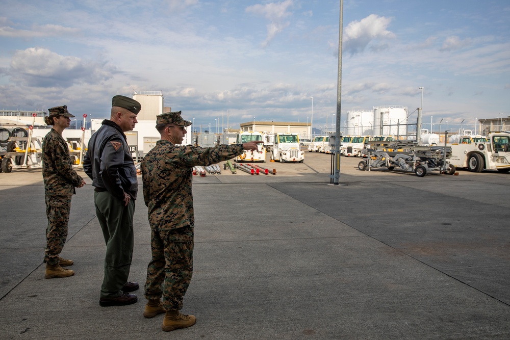 1st MAW leadership tour MCAS Iwakuni facilities