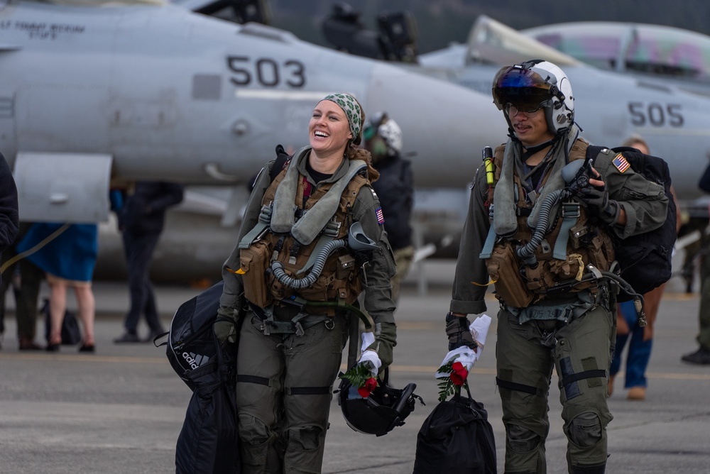 VAQ-133 Returns to Whidbey Island