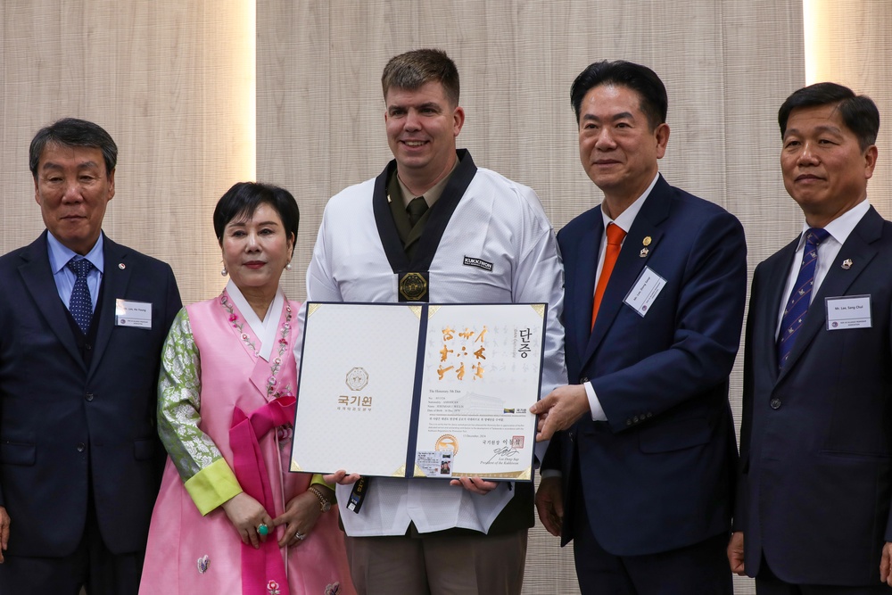 Building strong partnerships: USACE Far East District commander receives honorary Korean name