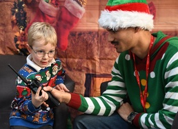 100th CS Airmen help local children connect with North Pole via ‘Radio Santa’