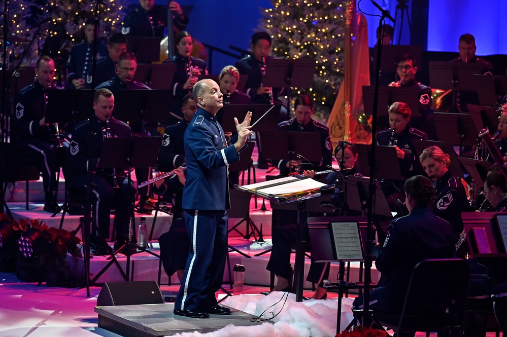 Air Force Band holiday concert