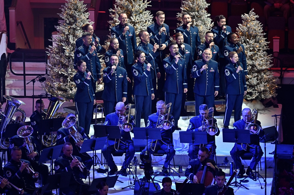 Air Force Band holiday concert