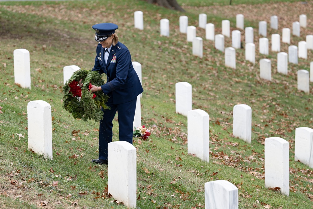 Senior U.S. Military Leaders Lay Wreaths in Section 37