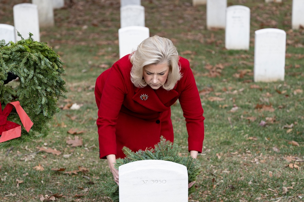 Senior U.S. Military Leaders Lay Wreaths in Section 37