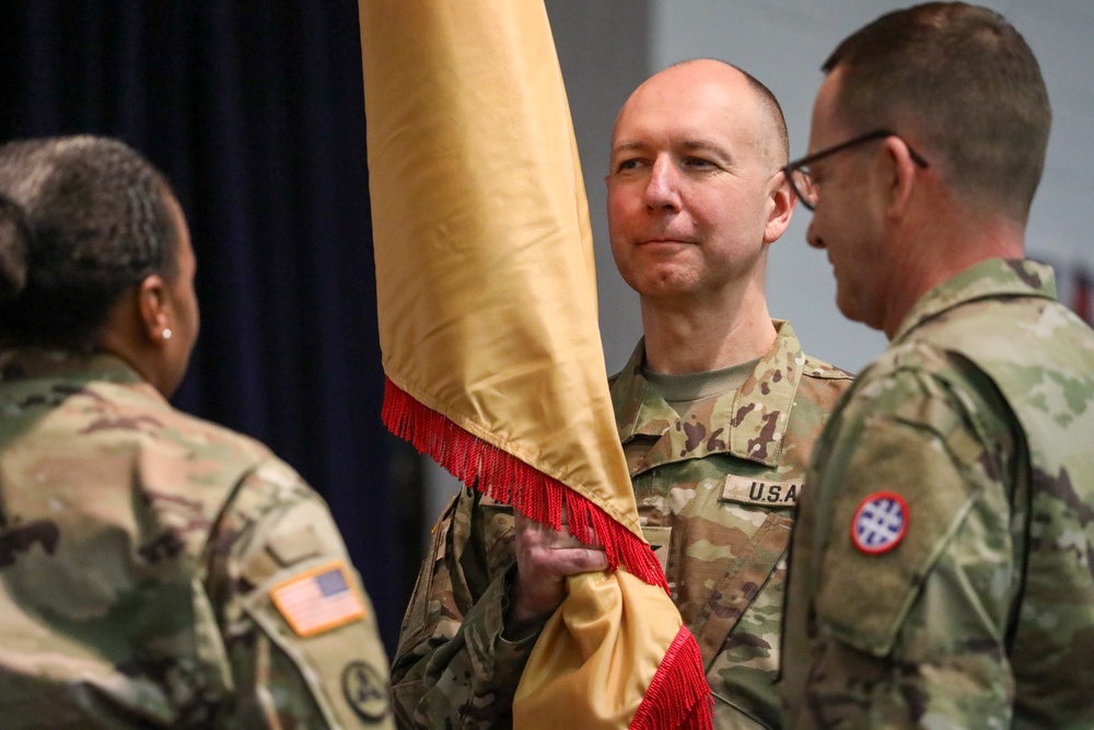 San Antonio based Army Reserve unit welcomes new commanding officer