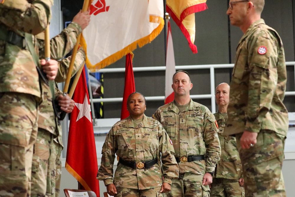 San Antonio based Army Reserve unit welcomes new commanding officer