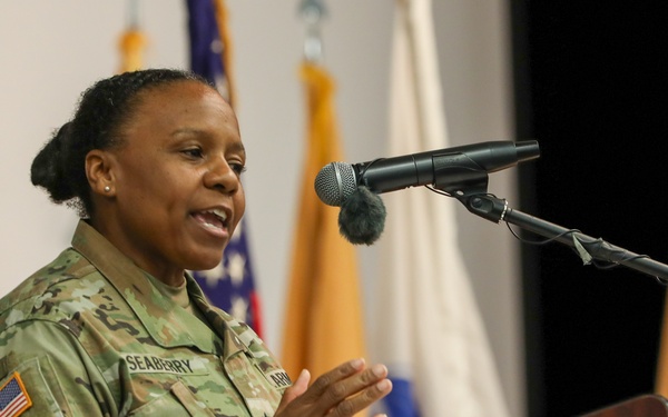 San Antonio based Army Reserve unit welcomes new commanding officer