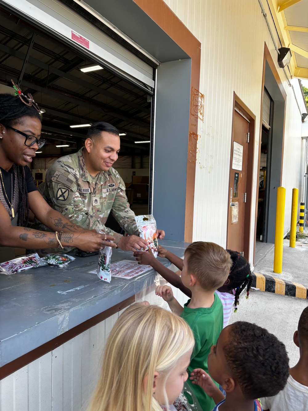 Students visit NS Guantanamo Bay, Cuba post office