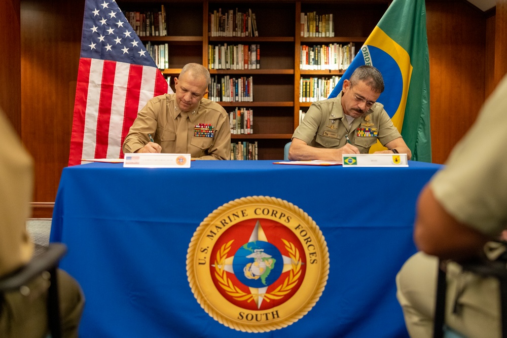 U.S. and Brazilian Marines conclude the Operational Naval Infantry Committee