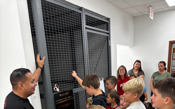 Students visit NS Guantanamo Bay, Cuba post office