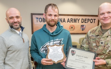 Tobyhanna presents awards to this quarter’s top talent