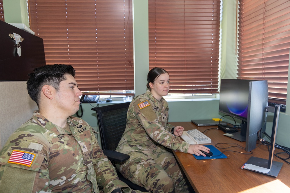 WRAIR-West Soldiers participate in Peer Advisor Training