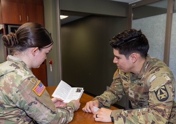 WRAIR-West Soldiers participate in Peer Advisor Training