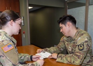 WRAIR-West Soldiers participate in Peer Advisor Training