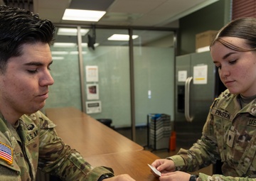WRAIR-West Soldiers participate in Peer Advisor Training
