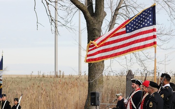 Army Reserve Soldiers lay wreaths for veterans dating back to the Revolutionary War