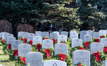 104th Fighter Wing volunteers with Wreaths Across America