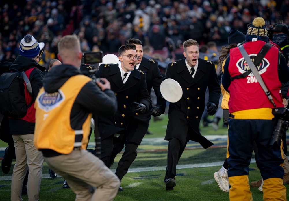 CJCS Attends 2024 Army-Navy Game