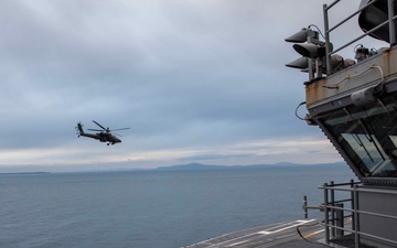 16th CAB Conducts Deck Landing Qualification on USS Ronald Reagan (CVN 76)