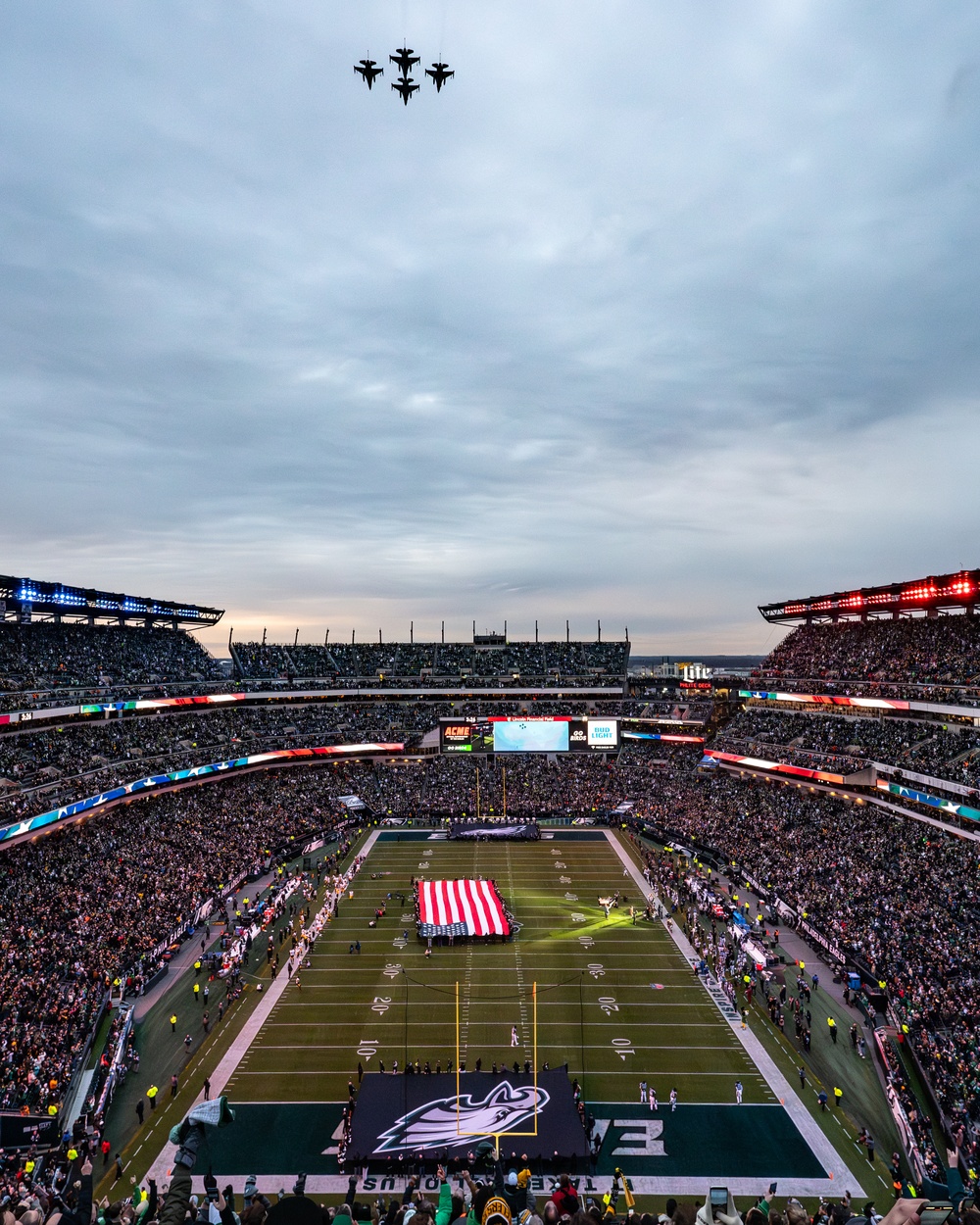 177th Fighter Wing performs Lincoln Financial Field flyover