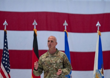 CSAF &amp; CMSAF visits the Global Gateway