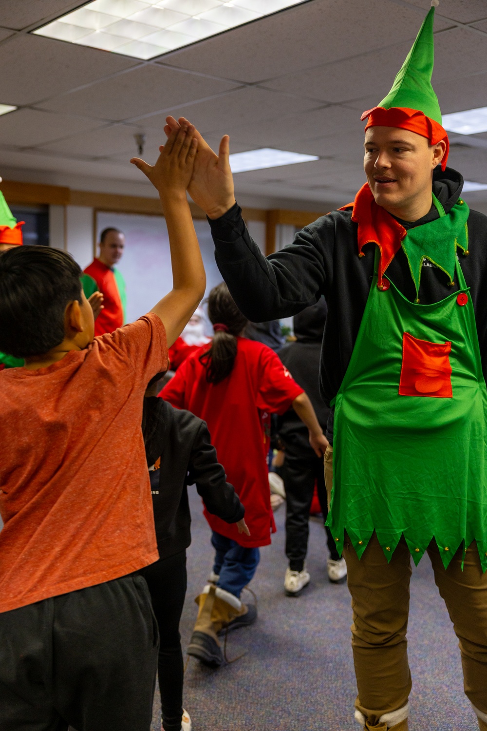 Service Members Deliver Toys in Kotzebue