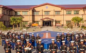 1st MARDIV Band poses for group photo