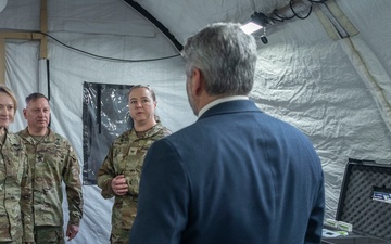 Army Surgeon General visits Fort Detrick, learns of medical development advances heading into 2025