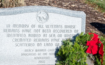 104th Fighter Wing volunteers with Wreaths Across America