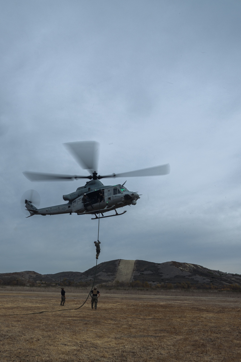 Marines conduct Helicopter Rope Suspension Techniques course with EOTG